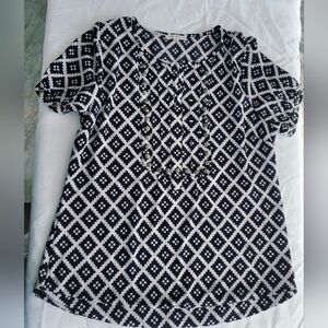 41 Hawthorn Black and White Diamond Pattern Blouse